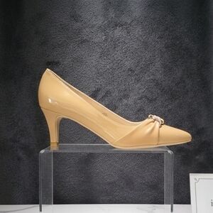 Elegant Tan Patent Leather Women's Heels